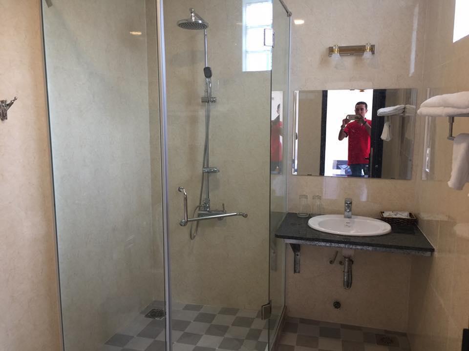 Alo Ha Binh Tien Hotel Thon Binh Hung Exterior foto